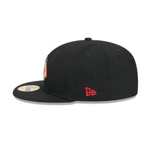Load image into Gallery viewer, Chicago Blackhawks New Era NHL 59FIFTY 5950 Fitted Cap Hat Black Crown/Visor Team Color Logo Gray UV
