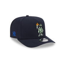 Load image into Gallery viewer, New York Yankees New Era MLB 9FORTY 940 Snapback A-Frame Cap Hat Navy Blue Crown/Visor Green Logo Liberty Cartoon
