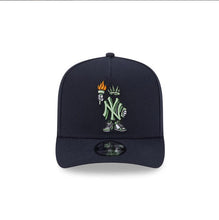 Load image into Gallery viewer, New York Yankees New Era MLB 9FORTY 940 Snapback A-Frame Cap Hat Navy Blue Crown/Visor Green Logo Liberty Cartoon
