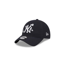 Load image into Gallery viewer, (Youth) New York Yankees New Era MLB 9TWENTY 920 Kid Adjustable Cap Hat Navy Blue Crown/Visor White Logo Flower
