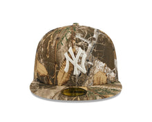 Load image into Gallery viewer, New York Yankees New Era MLB 59FIFTY 5950 Fitted Cap Hat Real Tree Camo Crown/Visor White Logo Gray UV

