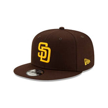 Load image into Gallery viewer, San Diego Padres New Era MLB 9FIFTY 950 Snapback Cap Hat Dark Brown Crown/Visor Yellow Logo 2026 MLB World Tour Mexico City Series Side Patch
