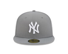 Load image into Gallery viewer, New York Yankees New Era MLB 59FIFTY 5950 Fitted Cap Hat Gray Crown/Visor White Logo Gray UV
