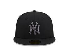 Load image into Gallery viewer, New York Yankees New Era MLB 59FIFTY 5950 Fitted Cap Hat Black Crown/Visor Dark Gray Logo Gray UV
