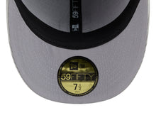 Load image into Gallery viewer, (Corduroy) San Diego Padres New Era MLB 59FIFTY 5950 Fitted Cap Hat Gray Crown/Visor Dark Brown Logo Gray UV
