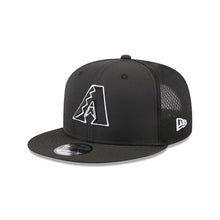 Load image into Gallery viewer, Arizona Diamondbacks New Era MLB 9FIFTY 950 Snapback Trucker/Mesh Cap Hat Black Crown/Visor Black/White Logo Black UV (2026 Batting Practice)
