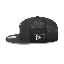 Load image into Gallery viewer, Arizona Diamondbacks New Era MLB 9FIFTY 950 Snapback Trucker/Mesh Cap Hat Black Crown/Visor Black/White Logo Black UV (2026 Batting Practice)
