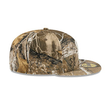 Load image into Gallery viewer, Chicago White Sox New Era MLB 59FIFTY 5950 Fitted Cap Hat Real Tree Edge Camo Crown/Visor White Logo Gray UV
