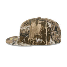 Load image into Gallery viewer, Chicago White Sox New Era MLB 59FIFTY 5950 Fitted Cap Hat Real Tree Edge Camo Crown/Visor White Logo Gray UV
