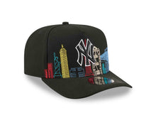Load image into Gallery viewer, New York Yankees New Era MLB 9FIFTY 950 Snapback A-Frame Cap Hat Black Crown/Visor Black/White Logo With Skyline Gray UV 
