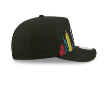 Load image into Gallery viewer, New York Yankees New Era MLB 9FIFTY 950 Snapback A-Frame Cap Hat Black Crown/Visor Black/White Logo With Skyline Gray UV 
