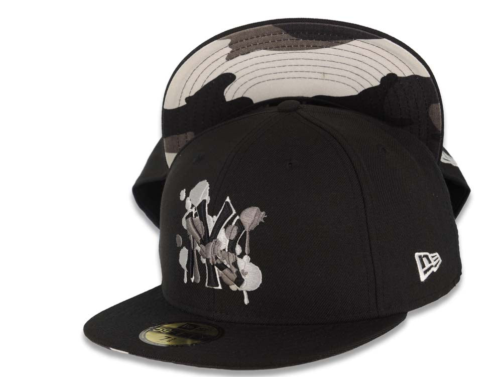 New York Yankees New Era MLB 59FIFTY 5950 Fitted Cap Hat Black Crown/Visor Black/White Splatter Logo Camo UV