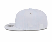 Load image into Gallery viewer, San Diego Padres New Era MLB 9FIFTY 950 Snapback Cap Hat White Crown/Visor White Logo
