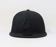 Load image into Gallery viewer, Baltimore Orioles New Era MLB 59FIFTY 5950 Fitted Cap Hat Black Crown/Visor Black Logo
