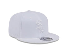 Load image into Gallery viewer, Chicago White Sox New Era MLB 9FIFTY 950 Snapback Basic Cap Hat White Crown/Visor White Logo
