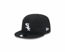 Load image into Gallery viewer, (Infant) Chicago White Sox New Era MLB 9FIFTY 950 Snapback Velcro Cap Hat Navy Blue Crown/Visor White Logo (My 1st First)
