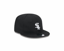 Load image into Gallery viewer, (Infant) Chicago White Sox New Era MLB 9FIFTY 950 Snapback Velcro Cap Hat Navy Blue Crown/Visor White Logo (My 1st First)
