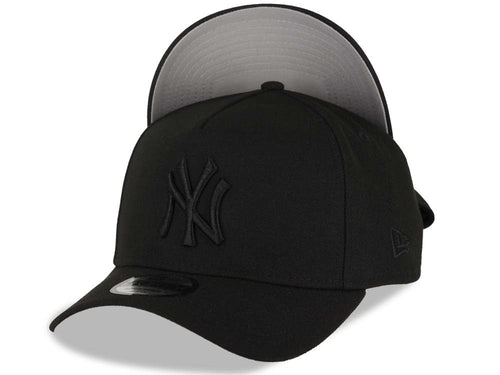 New York Yankees New Era MLB 9FORTY 940 Adjustable A-Frame Cap Hat Black Crown/Visor Black Logo Gray UV