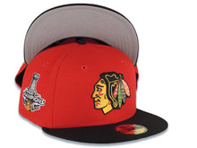 Load image into Gallery viewer, Chicago Blackhawks New Era NHL 59FIFTY 5950 Fitted Cap Hat Red Crown Black Visor Team Color Logo 2015 Stanley Cup Champions Side Patch Gray UV
