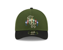 Load image into Gallery viewer, Chicago White Sox New Era MLB 9FORTY 940 M-Crown Adjustable A-Frame Cap Hat Dark Green Crown Black Visor Team Color Logo
