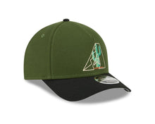 Load image into Gallery viewer, Arizona Diamondbacks New Era MLB 9FORTY 940 M-Crown Adjustable A-Frame Cap Hat Dark Green Crown Black Visor White/Green Cactus Logo

