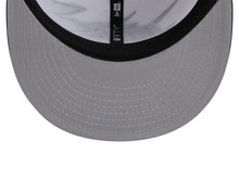 Load image into Gallery viewer, Los Angeles Kings New Era NHL 9FIFTY 950 Snapback Jagged Cap Hat White/Black Crown Black Visor Team Color Logo
