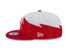 Load image into Gallery viewer, Detroit Red Wings New Era NHL 9FIFTY 950 Snapback Jagged Cap Hat White/Red Crown Red Visor Team Color Logo
