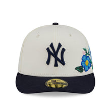 Load image into Gallery viewer, New York Yankees New Era MLB 59FIFTY 5950 Fitted Cap Hat Cream Crown Navy Blue Visor Navy Logo Green UV (Tonal Florals)
