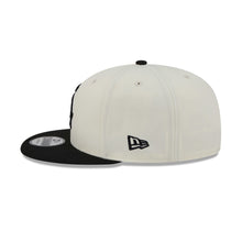 Load image into Gallery viewer, Chicago White Sox New Era MLB 9FIFTY 950 Snapback Cap Hat Cream Crown Black Visor Black Logo Localized Map Side Patch
