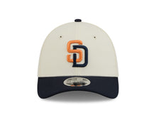 Load image into Gallery viewer, San Diego Padres New Era MLB 39THIRTY 3930 Flexfit Cap Hat Chrome White Crown Navy Blue Visor Orange/Navy Logo (2026 City Connect 2.0)
