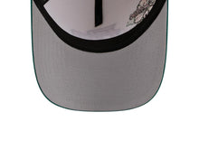 Load image into Gallery viewer, Puerto Rico New Era WBC 9FORTY 940 Adjustable A-Frame Cap Hat Cream Crown Green Visor Pink/Green Logo With Rose
