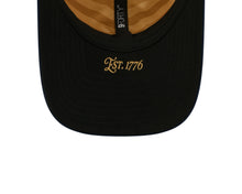 Load image into Gallery viewer, San Diego Padres New Era MLB 9FORTY 940 Adjustable M-Crown Cap Cream Crown Navy Visor Navy/Red Logo 250th Anniversary Side Patch (2026 4th of July)
