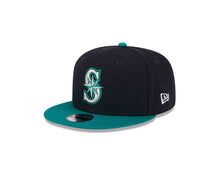 Load image into Gallery viewer, (Youth) Seattle Mariners New Era MLB 9FIFTY 950 Snapback Cap Hat Navy Blue Crown Teal Visor Team Color Logo Gray UV

