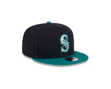 Load image into Gallery viewer, (Youth) Seattle Mariners New Era MLB 9FIFTY 950 Snapback Cap Hat Navy Blue Crown Teal Visor Team Color Logo Gray UV
