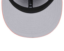 Load image into Gallery viewer, (Youth) San Francisco Giants New Era MLB 9FIFTY 950 Snapback Cap Hat Black Crown Orange Visor Orange Logo Gray UV
