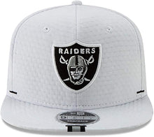 Load image into Gallery viewer, Oakland Raiders New Era NFL 9FIFTY 950 Snapback Cap Hat White Crown/Visor Black/White Logo (2019 Traning)
