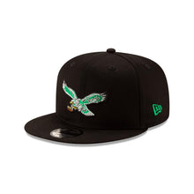 Load image into Gallery viewer, Philadelphia Eagles New Era NFL 9FIFTY 950 Snapback Cap Hat Black Crown/Visor Team Color Retro Logo
