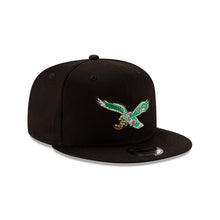 Load image into Gallery viewer, Philadelphia Eagles New Era NFL 9FIFTY 950 Snapback Cap Hat Black Crown/Visor Team Color Retro Logo
