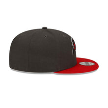 Load image into Gallery viewer, Tampa Bay Buccaneers New Era NFL 9FIFTY 950 Snapback Cap Hat Dark Gray Crown Red Visor Team Color Logo
