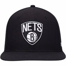 Load image into Gallery viewer, Brooklyn Nets &#39;47 Brand NBA Snapback Cap Hat Black Crown/Visor Black/White Logo (No Shot)
