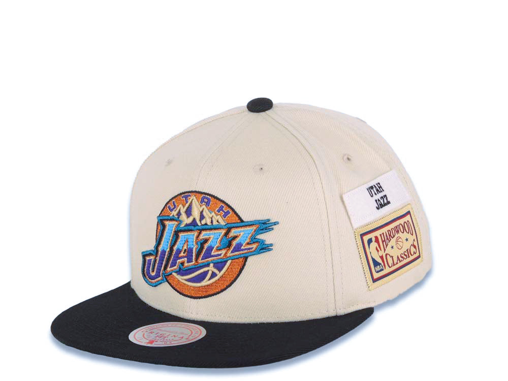 Utah Jazz Mitchell & Ness NBA Snapback Hardwood Classics Cap Hat Cream Crown Black Visor Team Color Logo