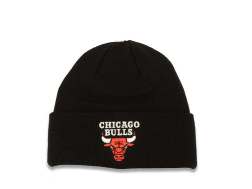 Chicago Bulls NBA Basic Cuffed Beanie/Knit Black Crown/Visor Red/White Logo