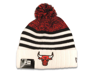 Chicago Bulls New Era NBA Cuffed Pom Beanie/Knit Hat Black/Red/White Crown/Visor Team Color Logo (Snow Fall)