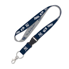 Load image into Gallery viewer, New York Yankees WinCraft MLB 2-Tone Navy Blue/Gray Lanyard With Detachable Buckle
