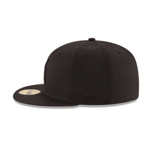 Load image into Gallery viewer, Atlanta Braves New Era MLB 59FIFTY 5950 Fitted Cap Hat Black Crown/Visor Black Logo 

