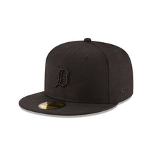 Load image into Gallery viewer, Detroit Tigers New Era MLB 59FIFTY 5950 Fitted Cap Hat Black Crown/Visor Black Logo 
