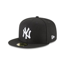 Load image into Gallery viewer, New York Yankees New Era MLB 59Fifty 5950 Fitted Cap Hat Black Crown/Visor White Logo
