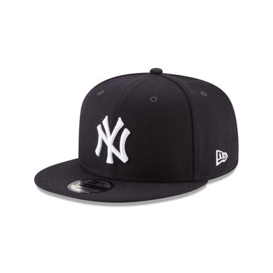 New York Yankees New Era MLB 9FIFTY 950 Snapback Cap Hat Team Color Navy Crown/Visor White Logo