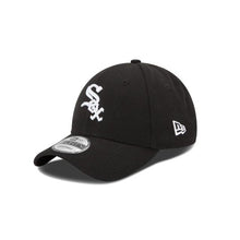 Load image into Gallery viewer, Chicago White Sox New Era MLB 9FORTY 940 Adjustable Cap Hat Black Crown/Visor White Logo 
