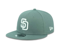 Load image into Gallery viewer, San Diego Padres New Era MLB 9FIFTY 950 Snapback Cap Hat Dark Gray Crown/Visor White Logo
